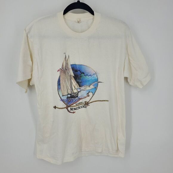 Vintage Harvey Woods Bluenose II Nova Scotia T-Shirt Size L - Picture 1 of 10
